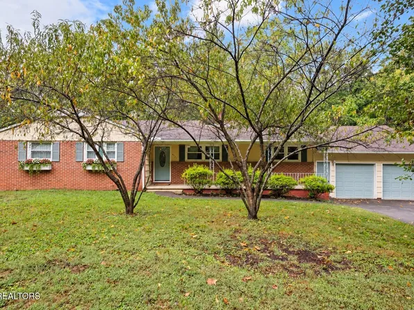 4721 W Sunset Rd, Knoxville, TN 37914