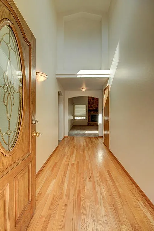 629 Cedar Wood photo 1