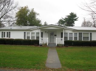 810 Commercial St, Veedersburg, IN