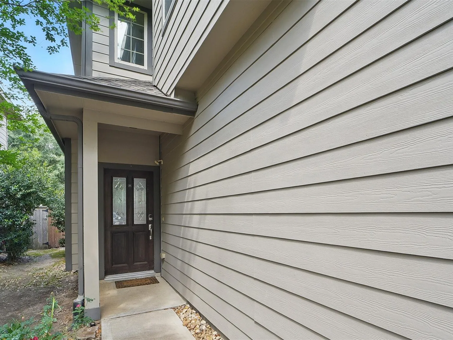 3 bed, 2.5 bath, 1567 sqft, $2,100 — Photo 4