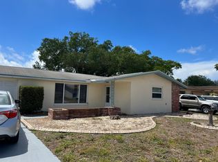 3253 Brookfield Dr, Holiday, FL 34691