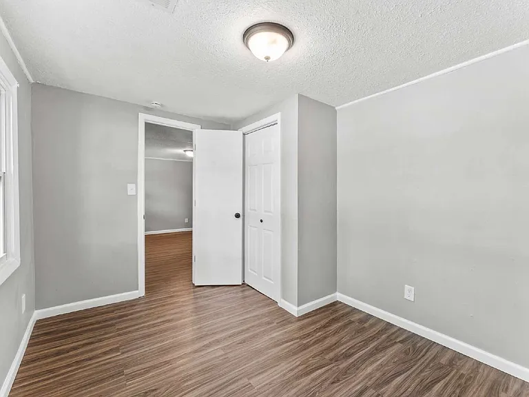 33020 W 82nd St — Photo 20