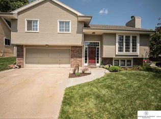 12958 Lark St, Omaha, NE 68164