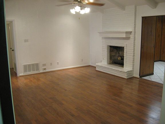 2nd image of 1719 Brogan Dr