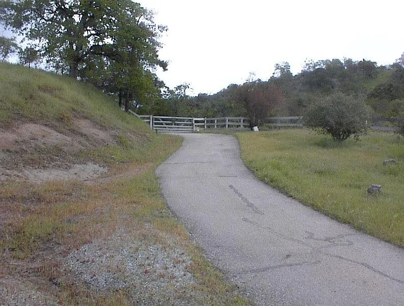 40516 Partridge Ln photo 1