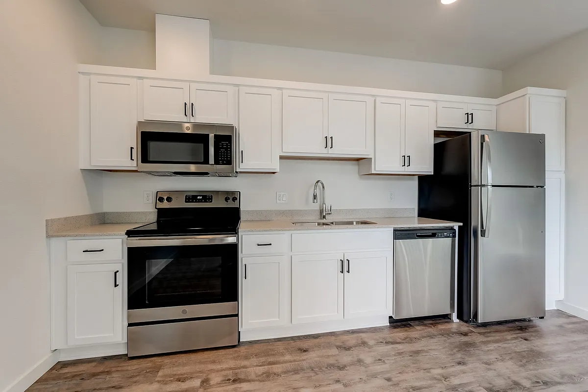 Building Photo - 4712 N Williams Ave #204