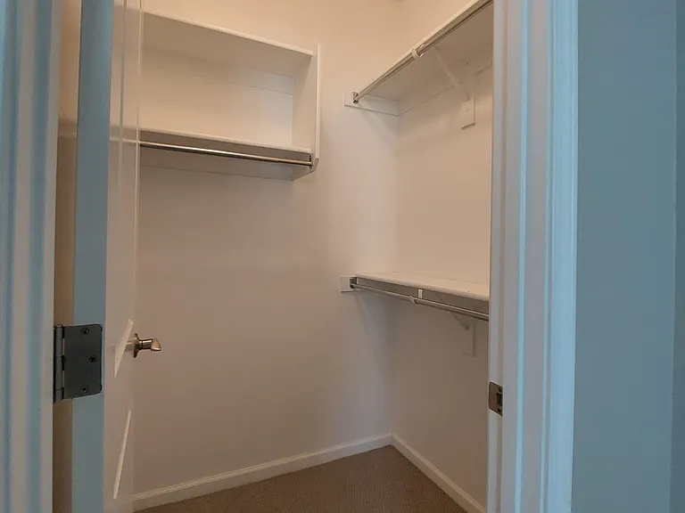 1025 S 200th Ln — Photo 27