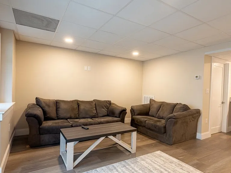 308 Portsmouth Ave #LOWER LEVEL — Photo 4