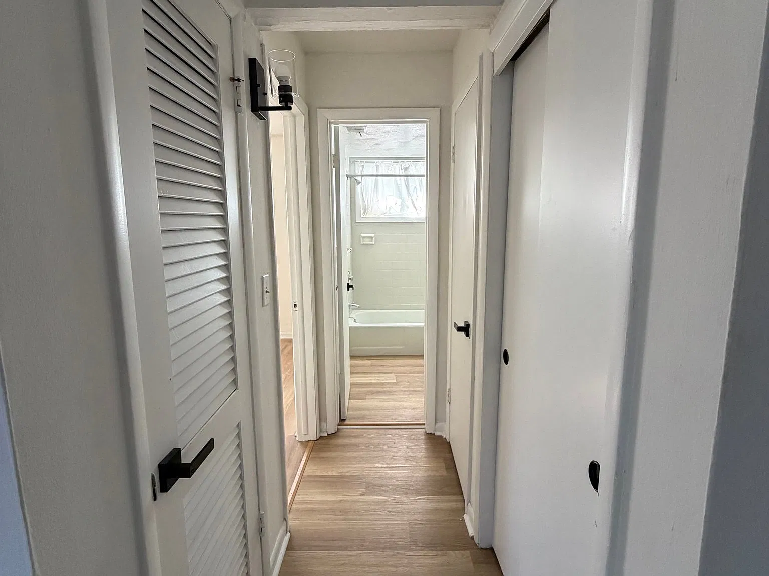 Cherry Hills Apartments | Fully Renovated 1 Bed / 1 Bath | $1,000/Month — Photo 3