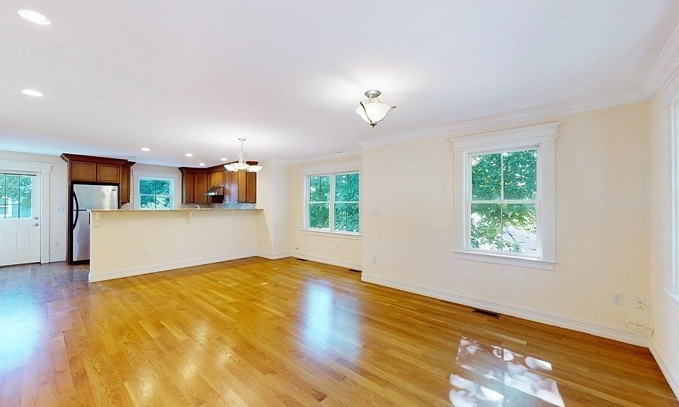 1st image of 5A Charles Park Rd #5A