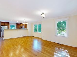 5A Charles Park Rd #5A, West Roxbury, MA 02132