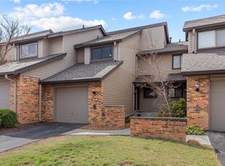 1809 Moonstone Dr, Saint Louis, MO 63146