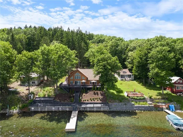 2028 Lower Burma Rd, Skaneateles, NY 13152
