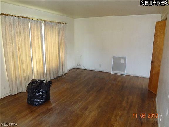 3rd image of 3791 Argonne St