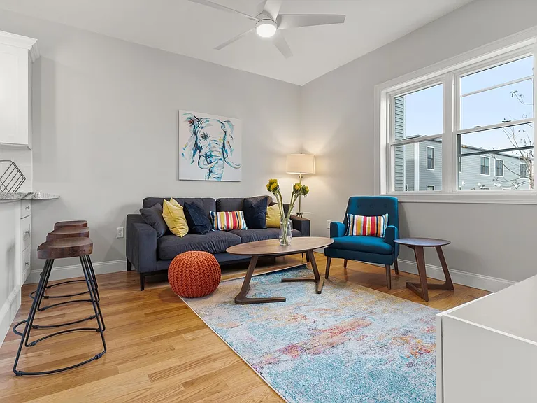36 Emerson St — Photo 3