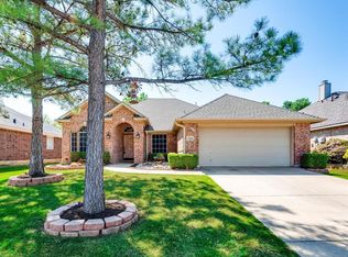 7304 Sunburst Trl, Denton, TX 76210