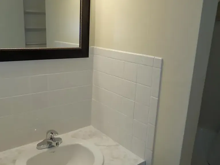 718 Walnut St — Photo 11
