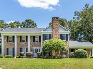 621 Shenandoah Rd W, Mobile, AL 36608