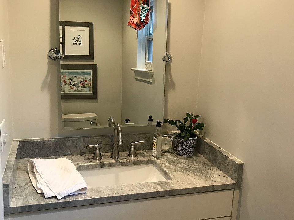 1st image of 2524 Orchard Rd