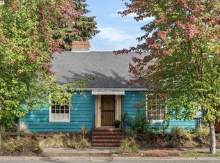 4909 NE Halsey St, Portland, OR 97213