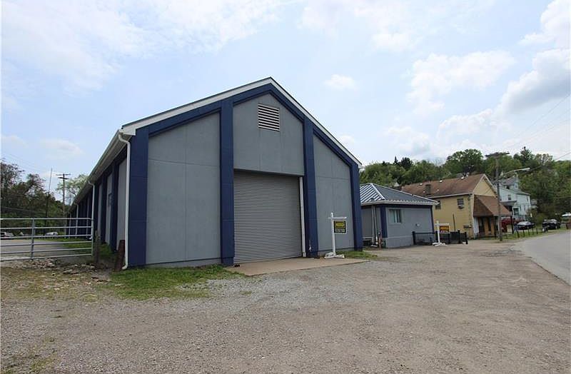 1st image of 1067 Milford Dr