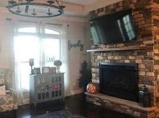 200 Leonard Day Rd, Munfordville, KY 42765