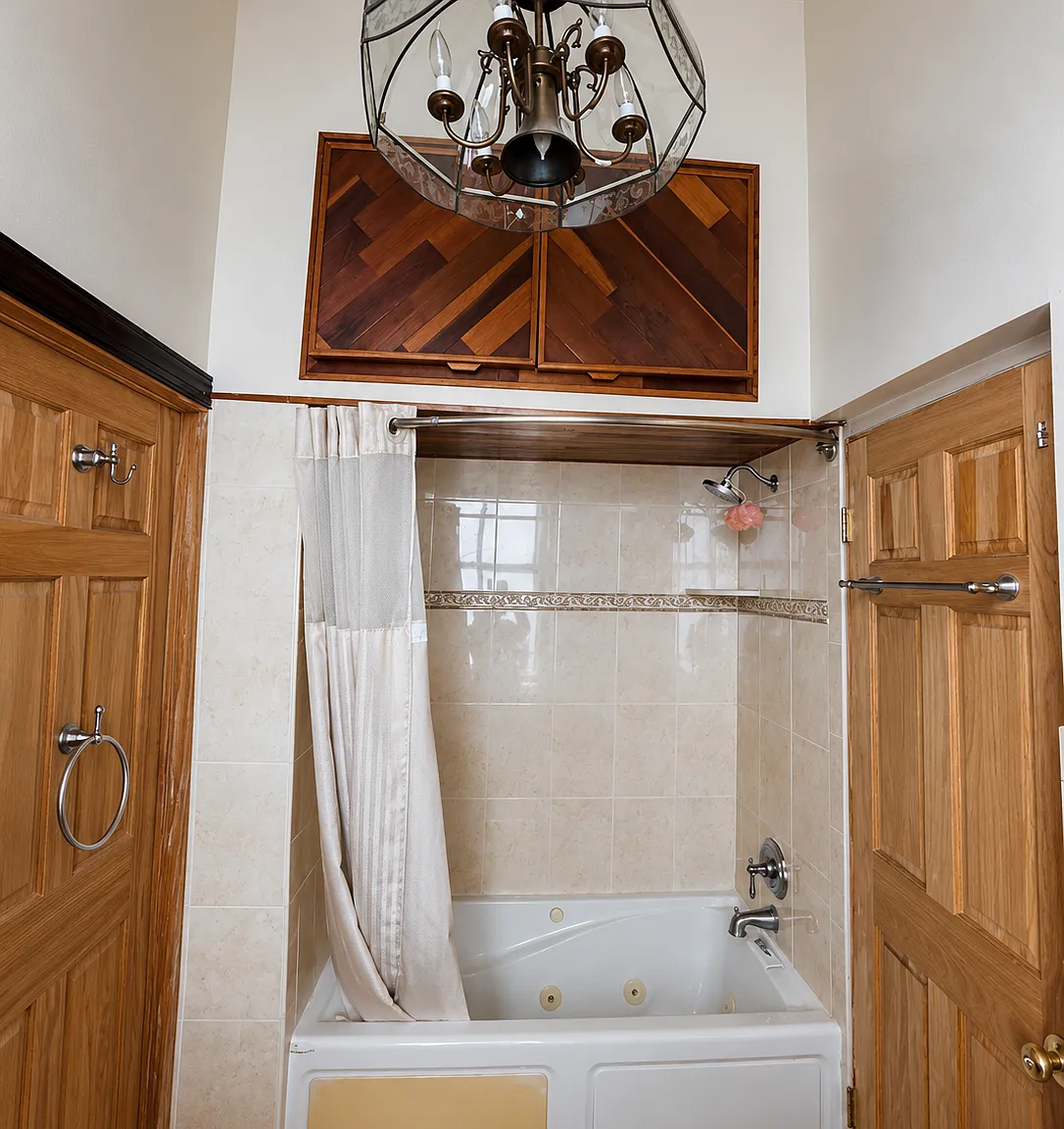 2 bed, $1,975 — Photo 4