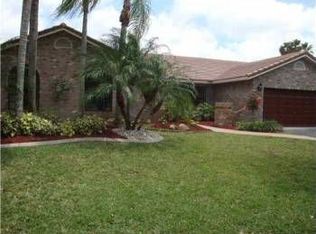8975 NW 50th Ct, Coral Springs, FL 33067