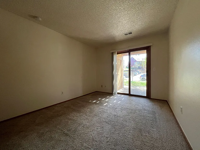 2865 Sundown Ln #102 — Photo 8