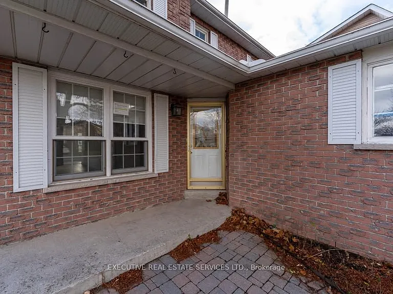 11 Upland Dr #UPPER — Photo 4