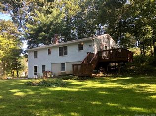 760 Old Colchester Rd, Uncasville, CT 06382