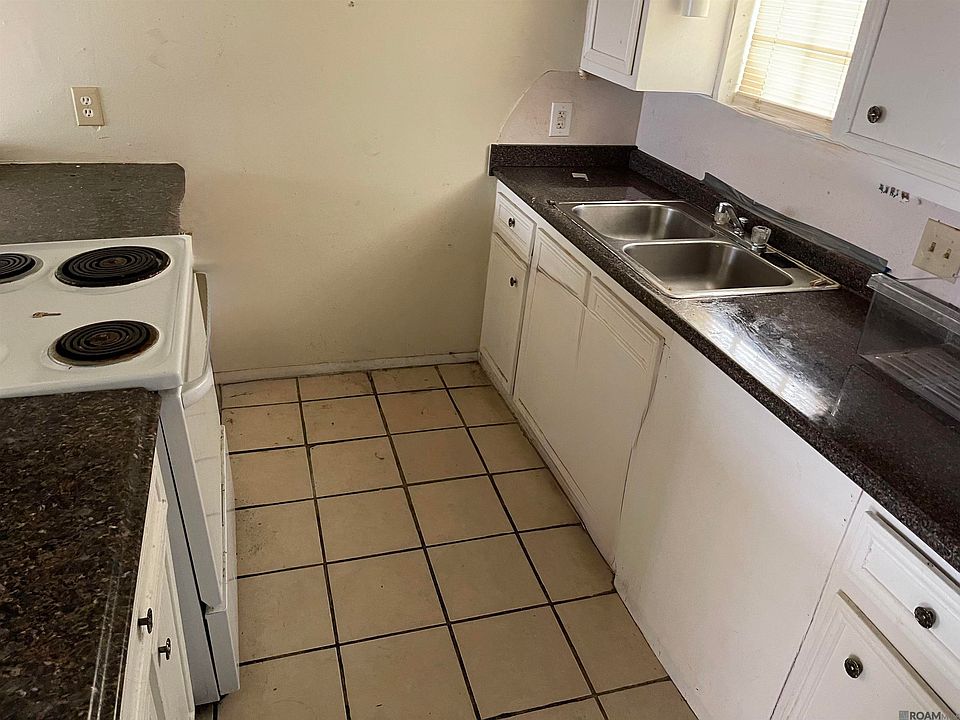 2nd image of 6879 Cezanne Ave APT A