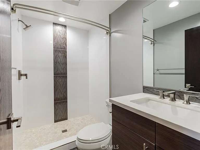 716 N Juanita Ave #A — Photo 56