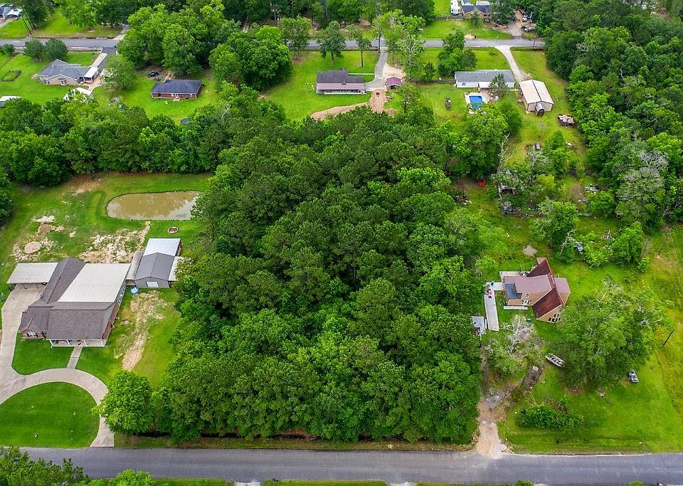 2nd image of Pine Knolls Dr