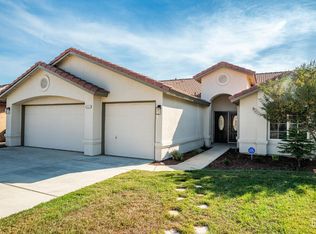 4717 Ambrister Dr, Bakersfield, CA 93313