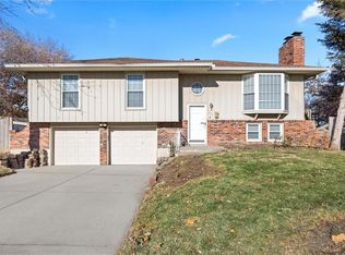 1504 W Ferrel Dr, Olathe, KS 66061