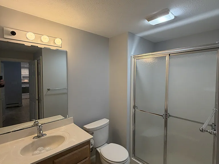 11 Cambridge Ct — Photo 6