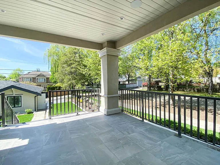1368 W 43rd Ave #UPPER — Photo 13