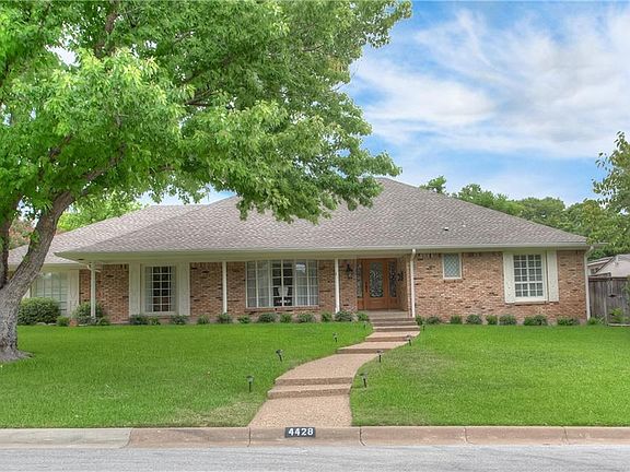 4th image of 4428 Riveridge Dr