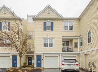 6204 Riverfront Dr, Palmyra, NJ 08065