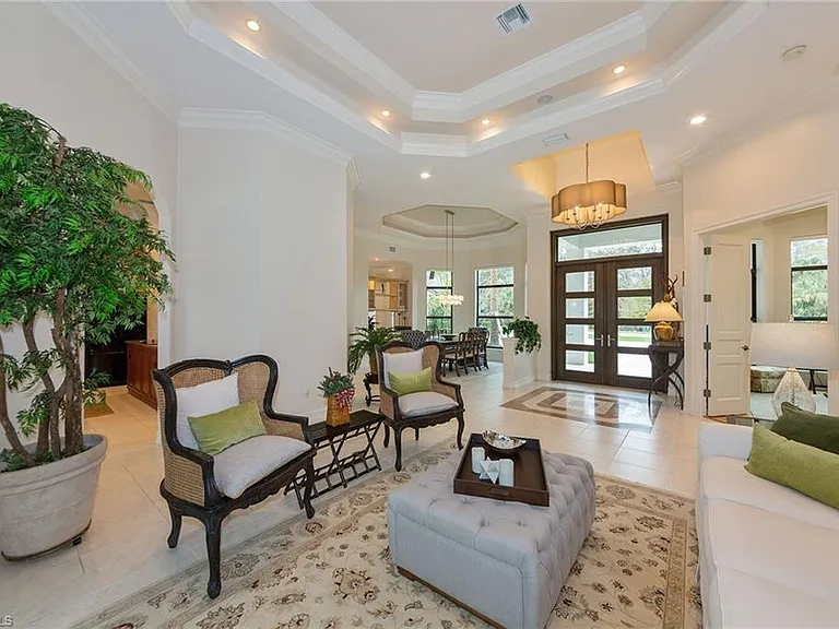 11238 Five Oaks Ln — Photo 1