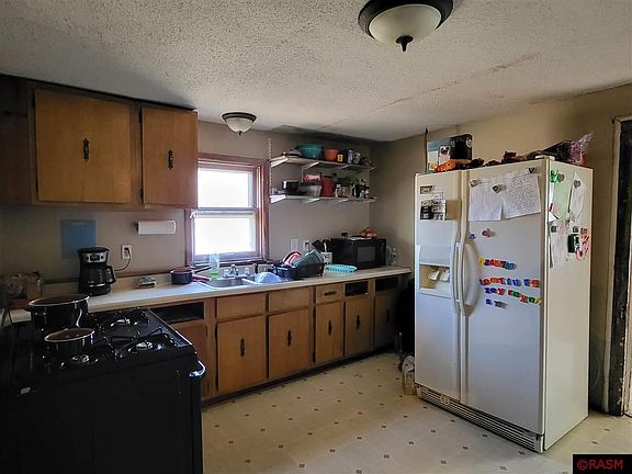 3rd image of 505 W Allyn St