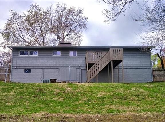 3rd image of 6811 NW Berkley Dr