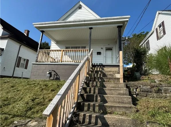 211 Shady Ave, Charleroi, PA 15022