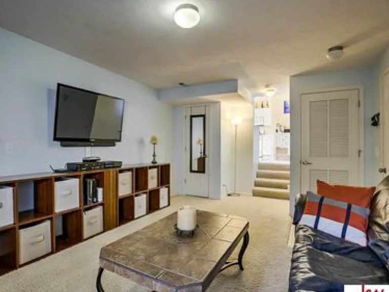 17845 Josephine St — Photo 4