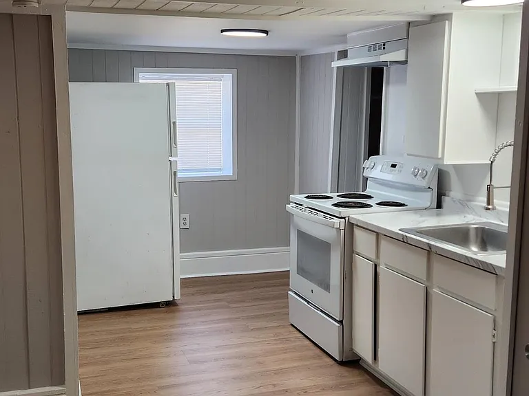 216 Redan St #6 — Photo 25