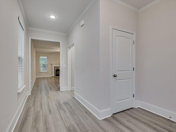 5th image of 8297 Bannock Cir