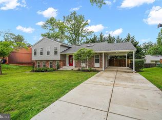2230 Chestertown Dr, Vienna, VA 22182