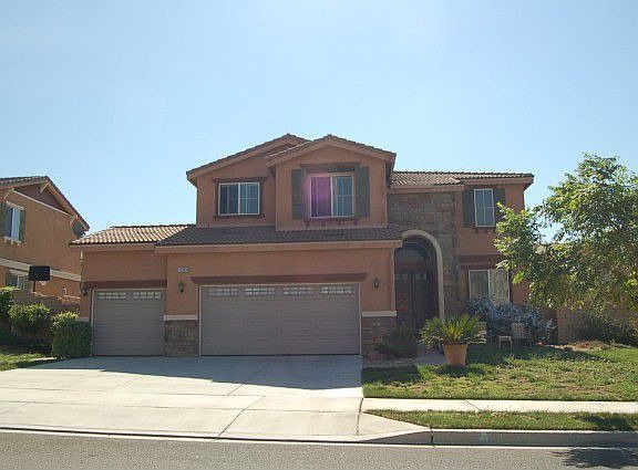 2nd image of 15363 Thistle Ln