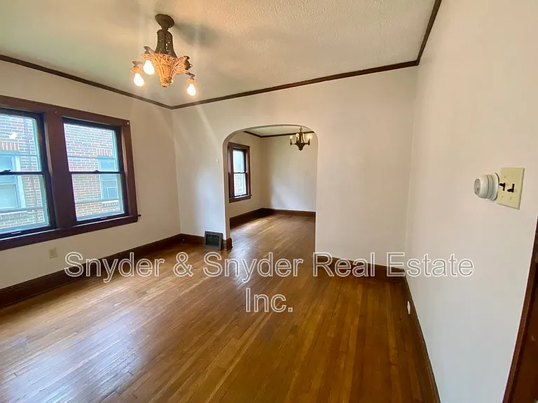 689 Schiller Ave #2 — Photo 2